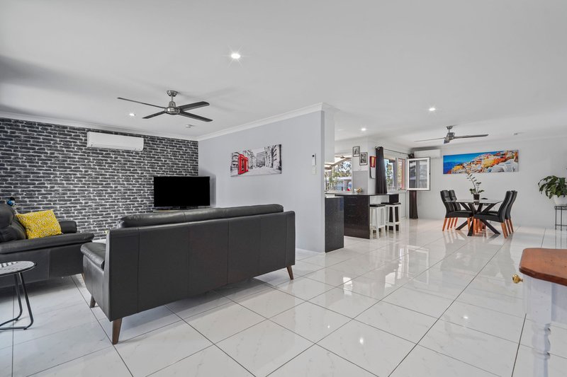 Photo - 15 Renford Court, Ormeau QLD 4208 - Image 11