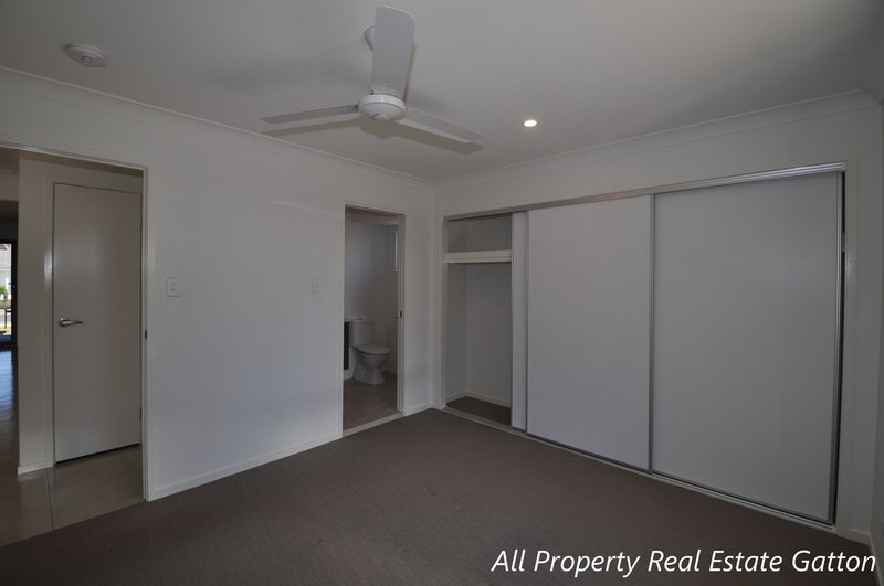 Photo - 1/5 Richmond Terrace, Plainland QLD 4341 - Image 11