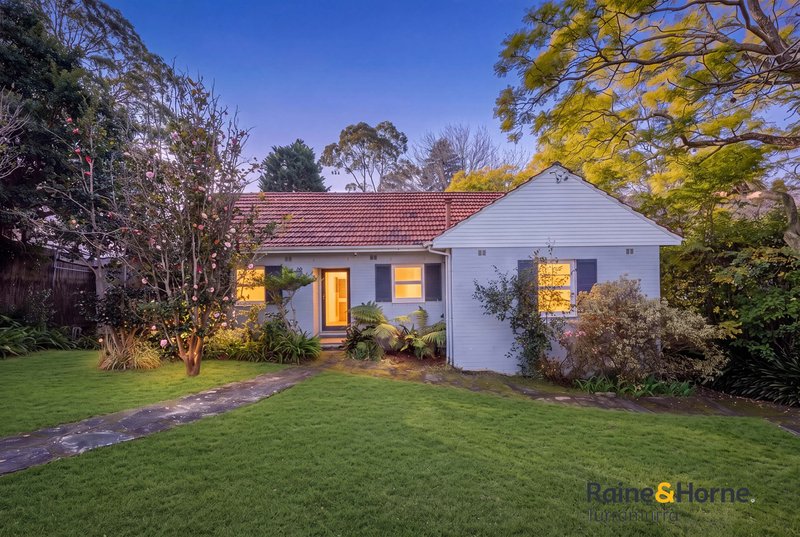 Photo - 15 Riddles Lane, Pymble NSW 2073 - Image 2