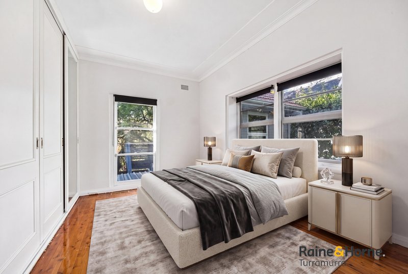 Photo - 15 Riddles Lane, Pymble NSW 2073 - Image 3