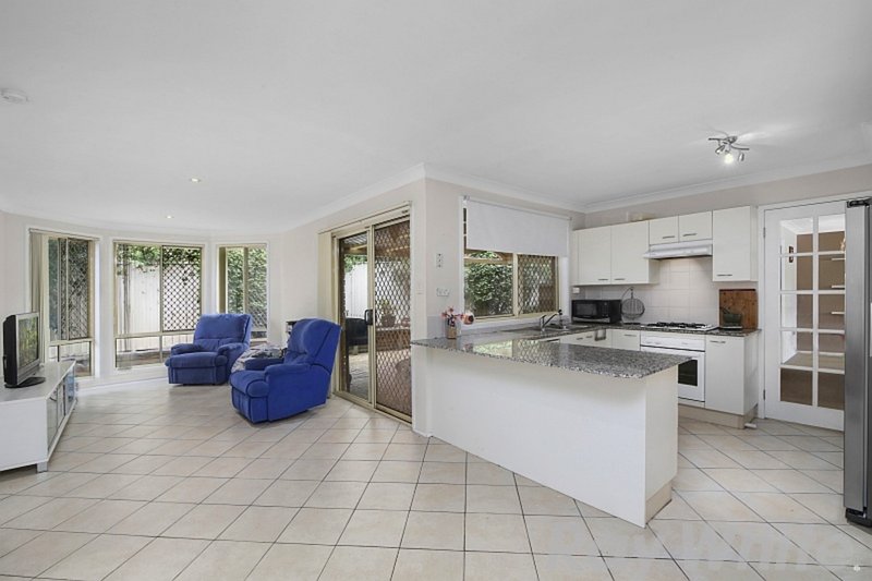 Photo - 15 Ridgewood Drive, Woongarrah NSW 2259 - Image 6