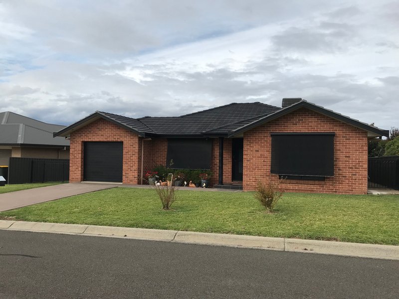 15 Riesling Road, Tamworth NSW 2340