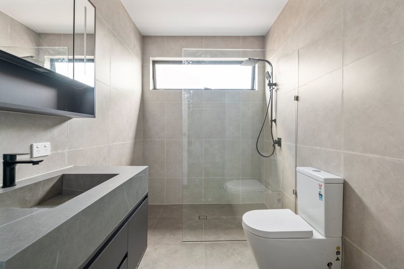 Photo - 15 Rihanna Street, Greenvale VIC 3059 - Image 12