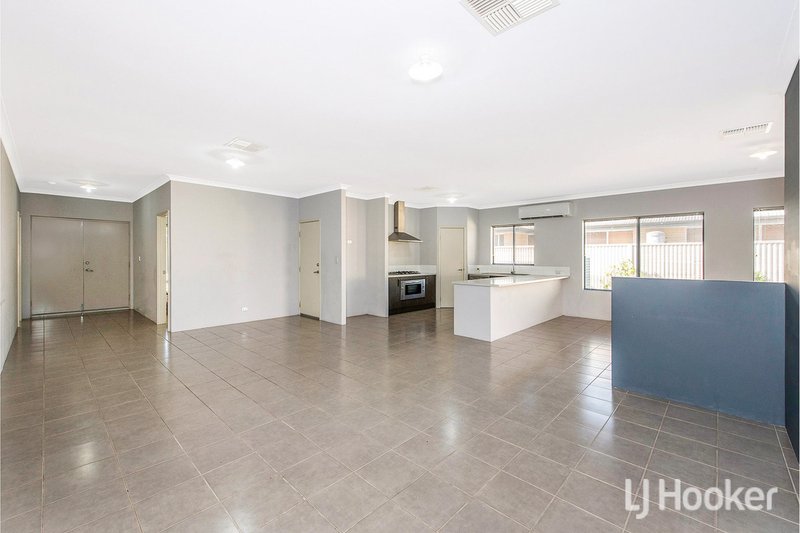 Photo - 15 Rimfire Road, Baldivis WA 6171 - Image 11