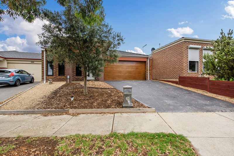 15 Riparian Way, Brookfield VIC 3338