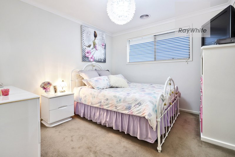 Photo - 15 River Rose Street, Greenvale VIC 3059 - Image 13