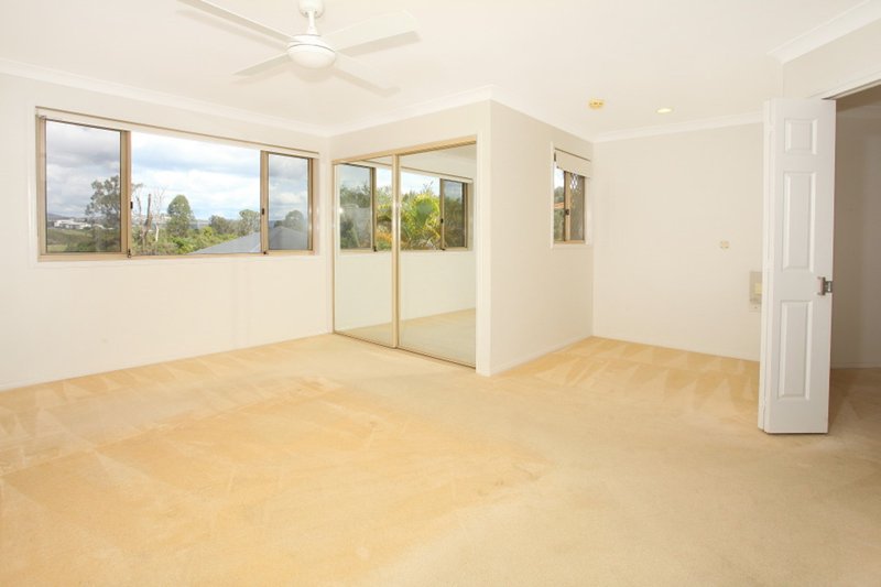 Photo - 15 Riverbank Court, Ashmore QLD 4214 - Image 11