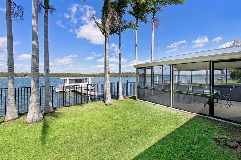 15 Riverside Drive, Port Macquarie NSW 2444