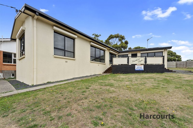 Photo - 15 Riverview Avenue, East Devonport TAS 7310 - Image 3