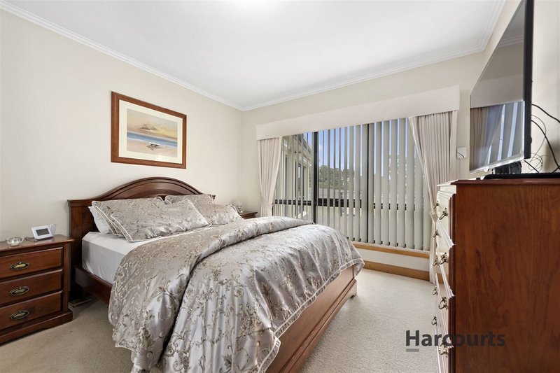 Photo - 15 Riverview Avenue, East Devonport TAS 7310 - Image 8