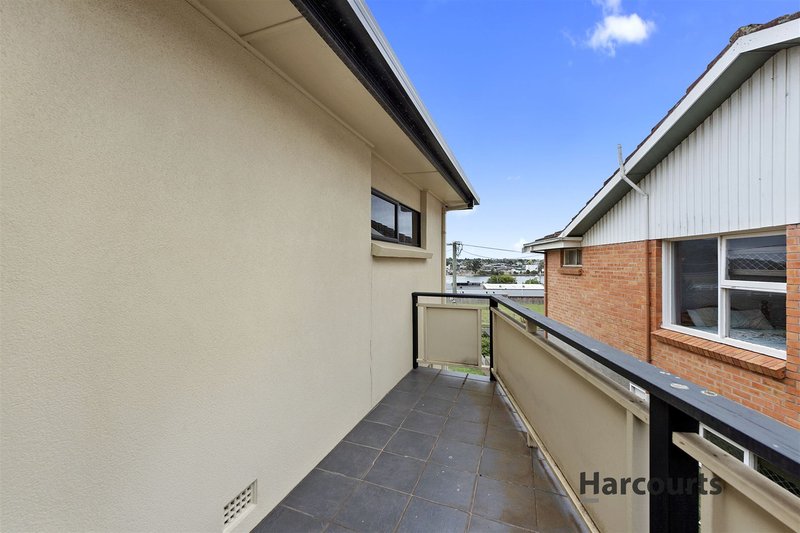 Photo - 15 Riverview Avenue, East Devonport TAS 7310 - Image 12