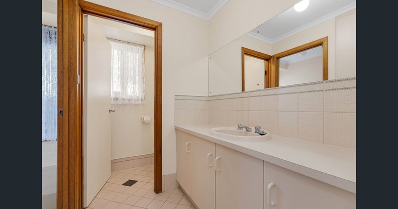 Photo - 15 Riverview Parade, Blakeview SA 5114 - Image 11