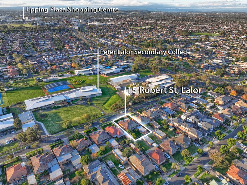 Photo - 15 Robert Street, Lalor VIC 3075 - Image 3