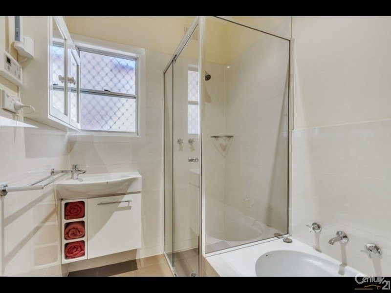 Photo - 15 Roberts Street, Brighton SA 5048 - Image 11