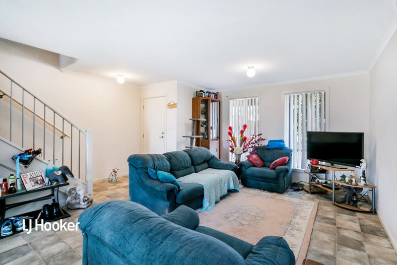 Photo - 15 Roberts Street, Munno Para SA 5115 - Image 3