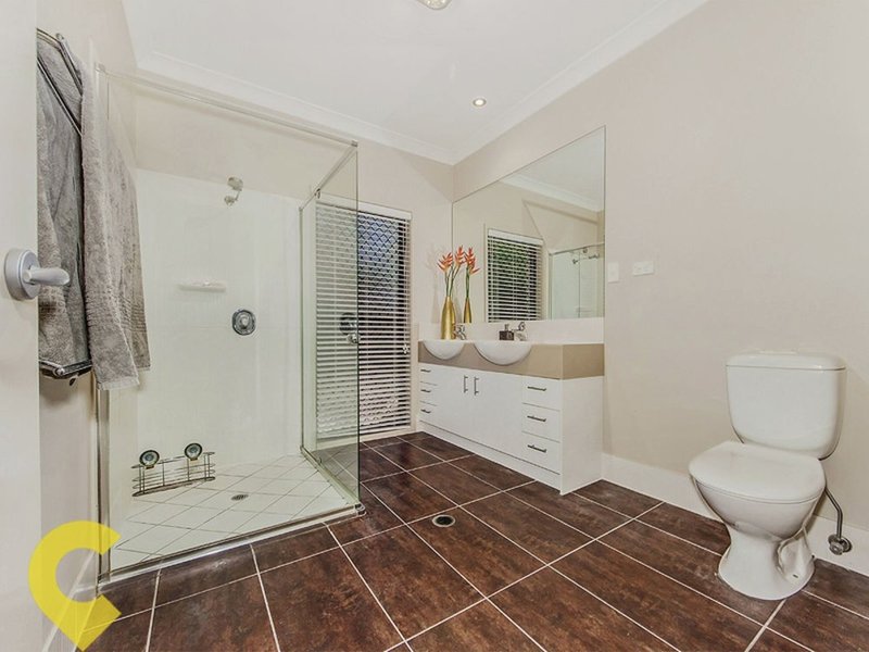 Photo - 15 Rockford Drive, Bellbird Park QLD 4300 - Image 24