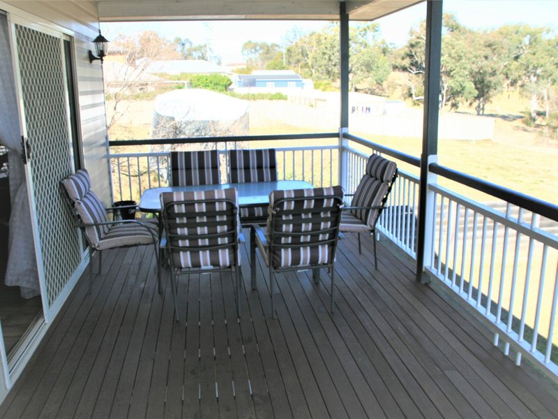 Photo - 15 Rodeo Drive, Warwick QLD 4370 - Image 6