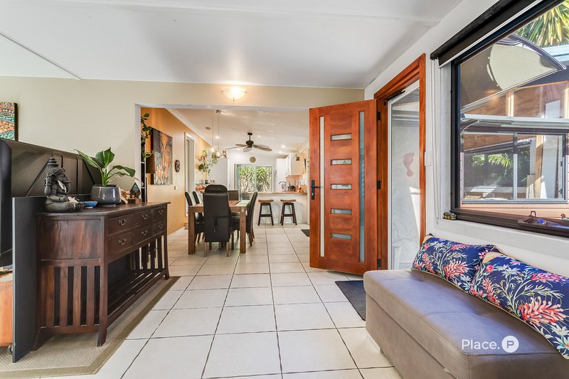 Photo - 15 Roland Street, Clontarf QLD 4019 - Image 6