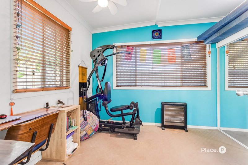 Photo - 15 Roland Street, Clontarf QLD 4019 - Image 16