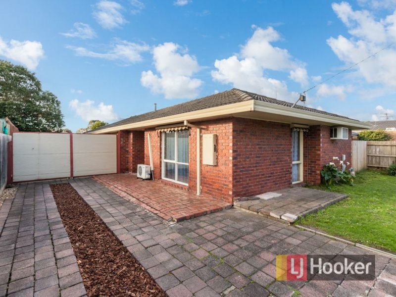 15 Roma Avenue, Cranbourne VIC 3977