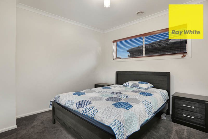 Photo - 15 Ronald Road, Point Cook VIC 3030 - Image 11