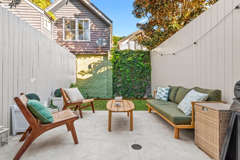 Photo - 15 Roseberry Street, Balmain NSW 2041 - Image 3