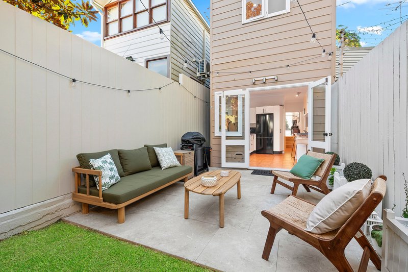 Photo - 15 Roseberry Street, Balmain NSW 2041 - Image 4
