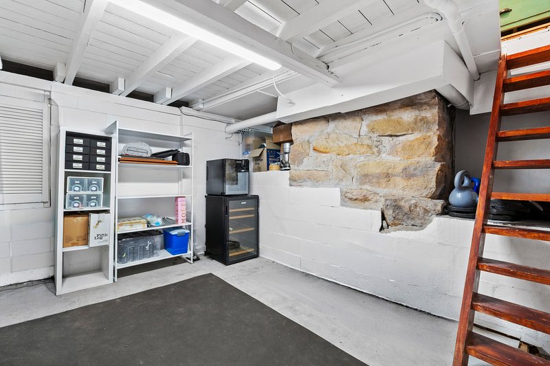 Photo - 15 Roseberry Street, Balmain NSW 2041 - Image 9