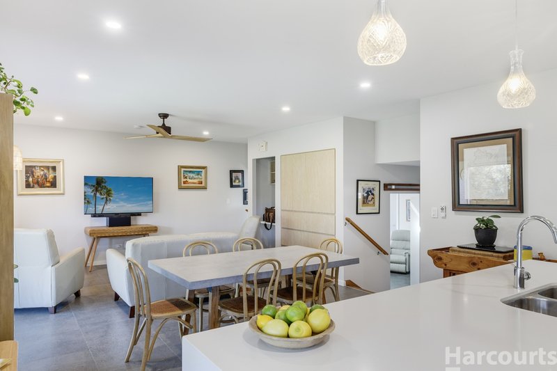 Photo - 15 Rosedale Avenue, South West Rocks NSW 2431 - Image 4