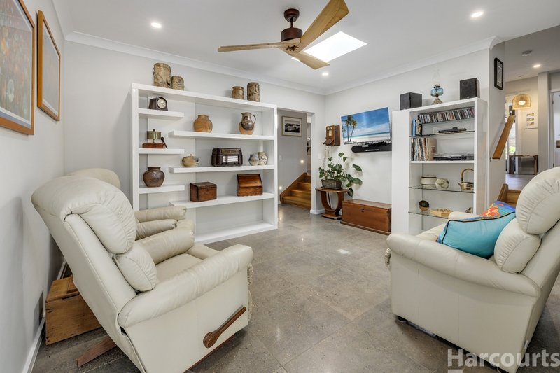 Photo - 15 Rosedale Avenue, South West Rocks NSW 2431 - Image 6