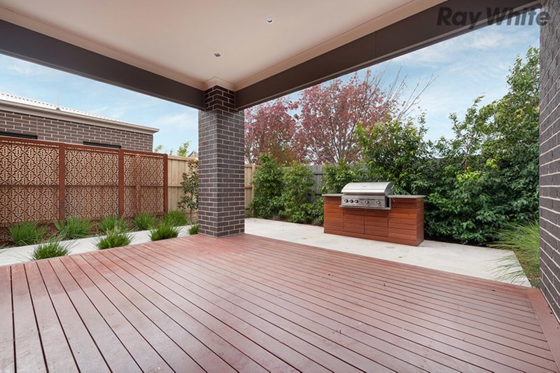 Photo - 15 Rowling Street, Plumpton VIC 3335 - Image 10