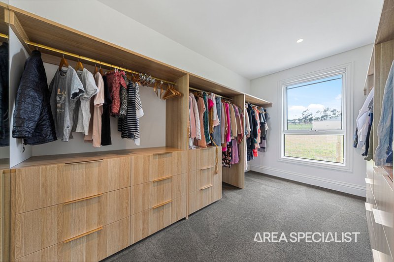 Photo - 15 Royal Pines Drive, Drouin VIC 3818 - Image 10