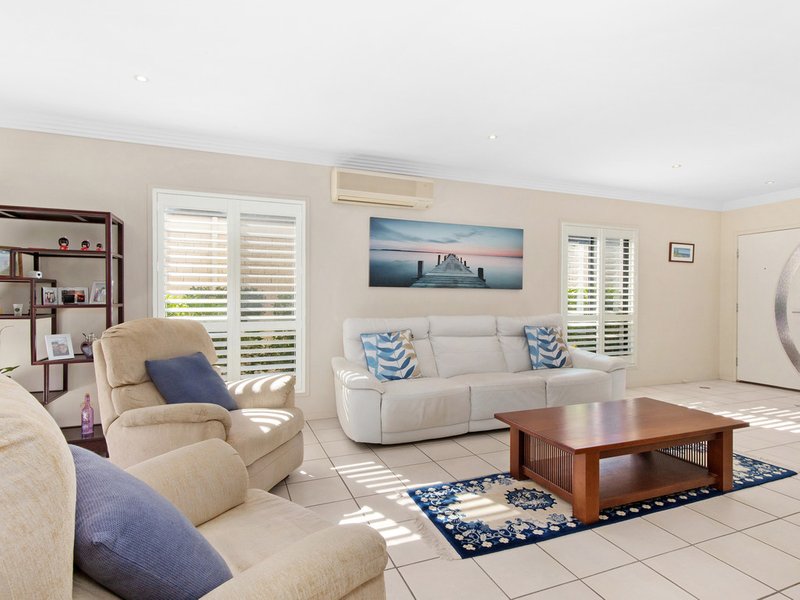 Photo - 15 Royal Woods Drive, Robina QLD 4226 - Image 3