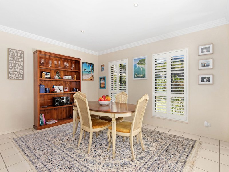 Photo - 15 Royal Woods Drive, Robina QLD 4226 - Image 7