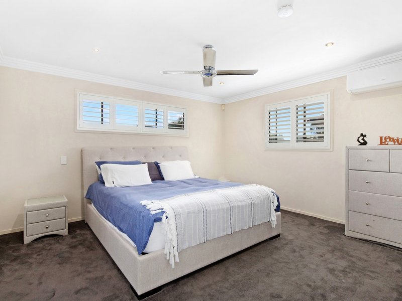 Photo - 15 Royal Woods Drive, Robina QLD 4226 - Image 10