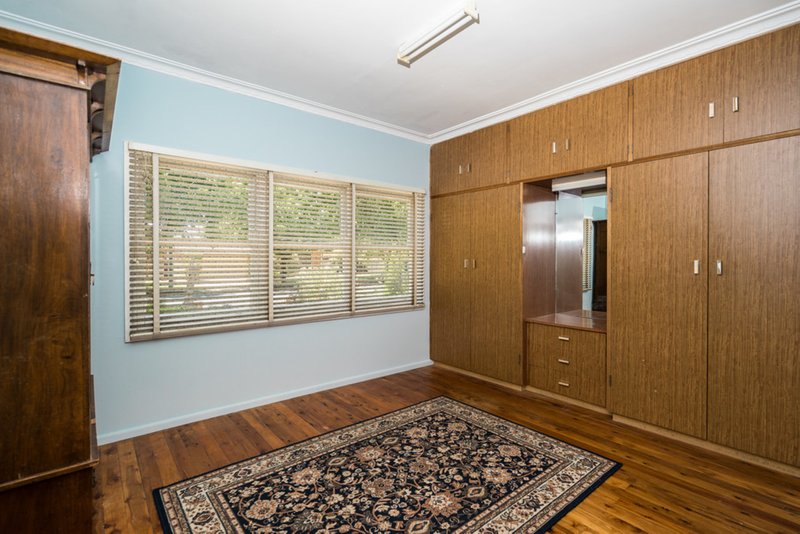 Photo - 15 Roycox Crescent, Dubbo NSW 2830 - Image 5