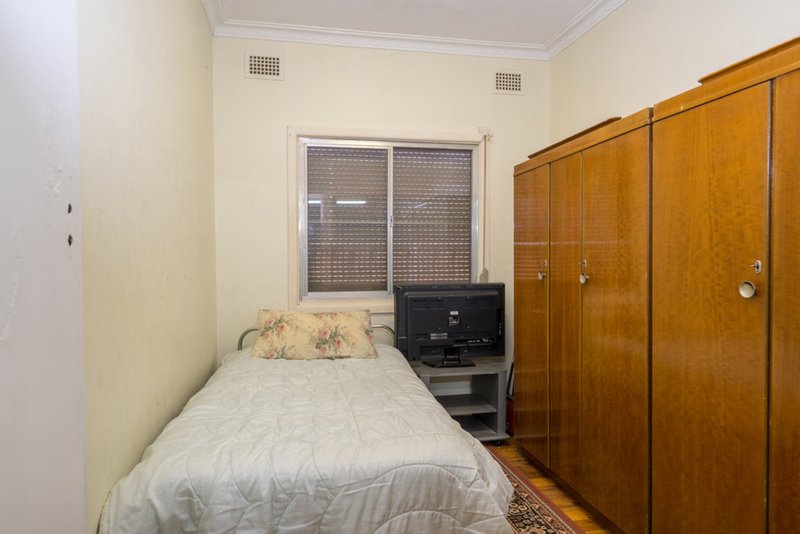 Photo - 15 Roycox Crescent, Dubbo NSW 2830 - Image 8