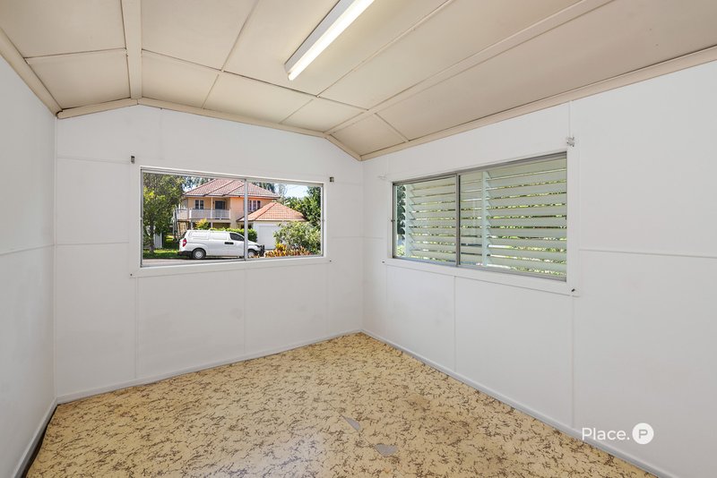 Photo - 15 Ruby Street, Newmarket QLD 4051 - Image 11