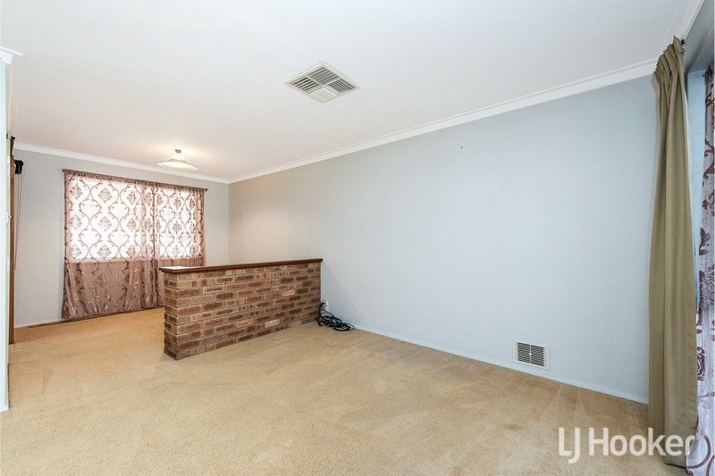 Photo - 15 Rushbrook Way, Thornlie WA 6108 - Image 8