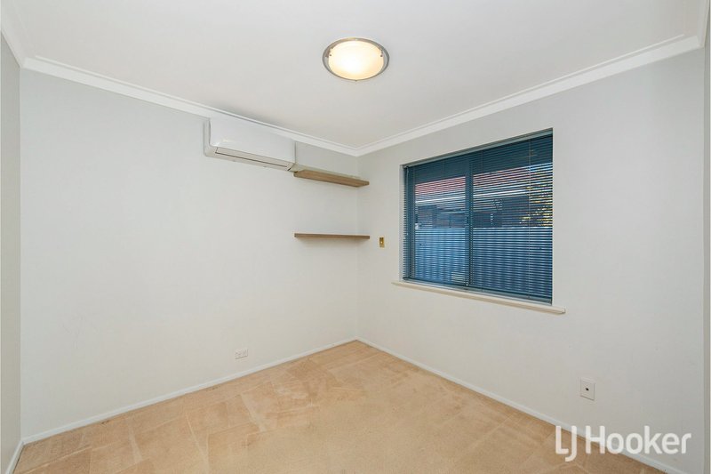 Photo - 15 Rushbrook Way, Thornlie WA 6108 - Image 15