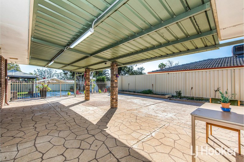 Photo - 15 Rushbrook Way, Thornlie WA 6108 - Image 19