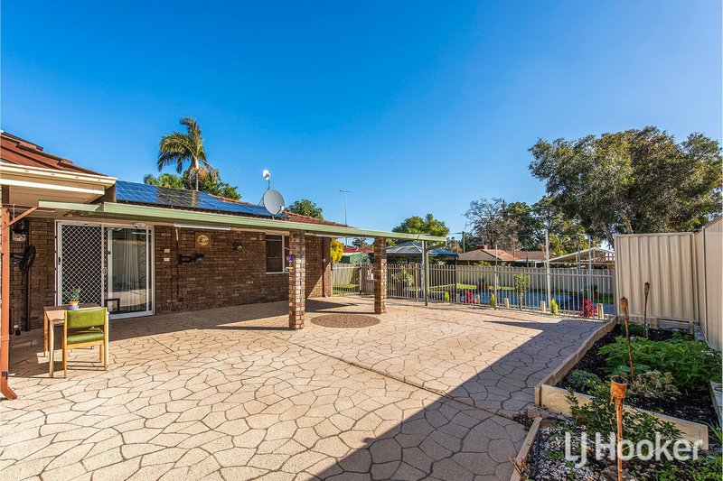 Photo - 15 Rushbrook Way, Thornlie WA 6108 - Image 20