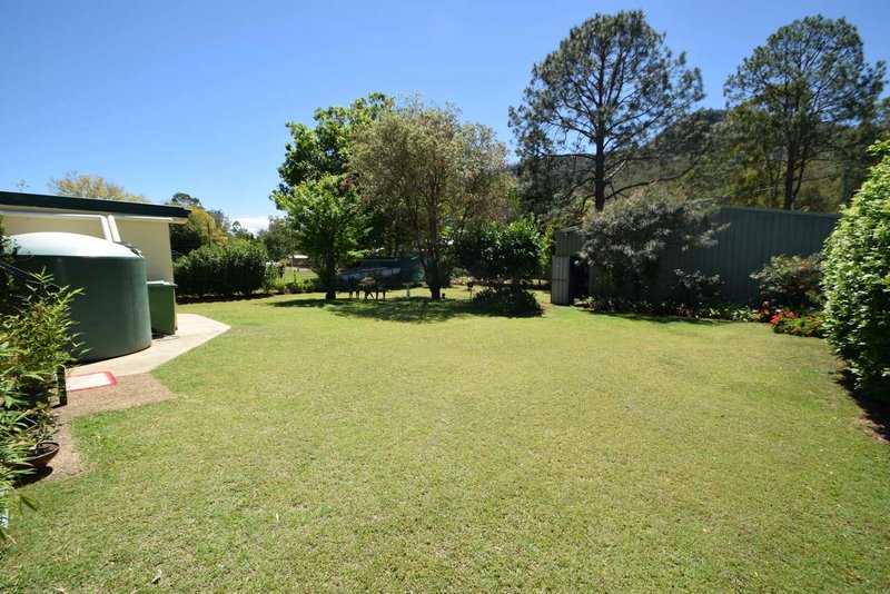 Photo - 15 Russell Street, Esk QLD 4312 - Image 14