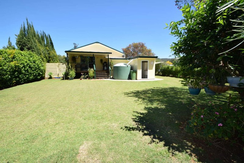 Photo - 15 Russell Street, Esk QLD 4312 - Image 19