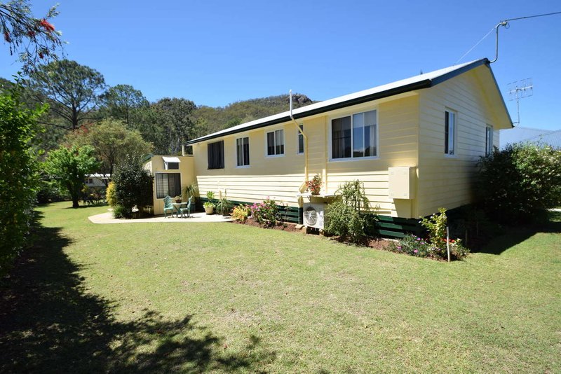 Photo - 15 Russell Street, Esk QLD 4312 - Image 23