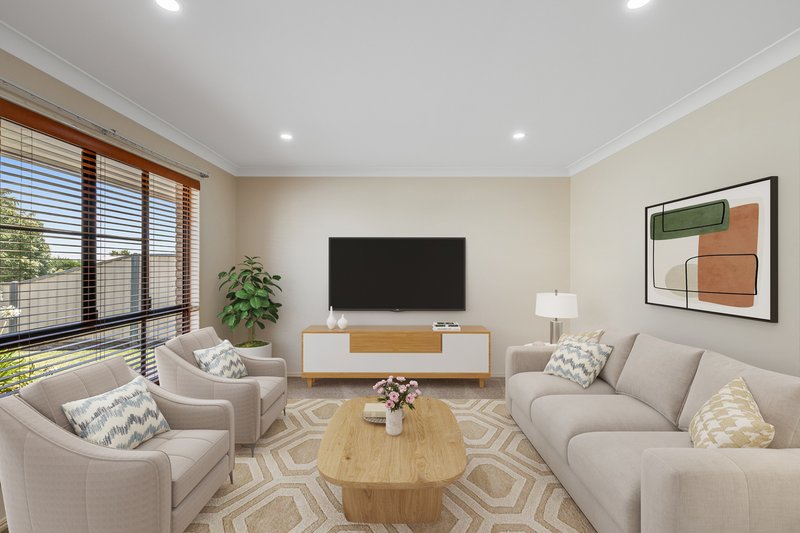 Photo - 15 Salisbury Street, Darling Heights QLD 4350 - Image 6