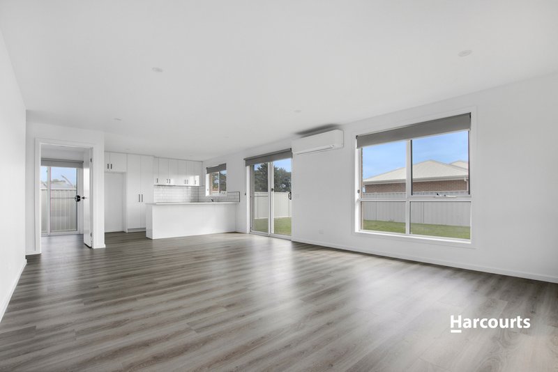 Photo - 1/5 Sandy Crescent, Wynyard TAS 7325 - Image 4