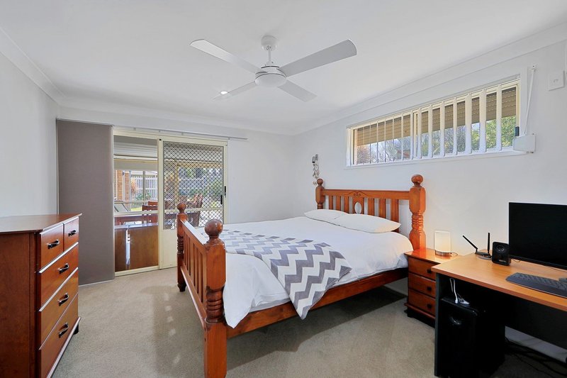 Photo - 15 Santa Fe Drive, Avoca QLD 4670 - Image 6