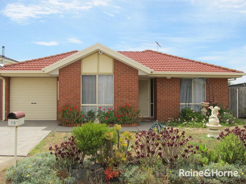 15 Santolin Drive, Hillside VIC 3037