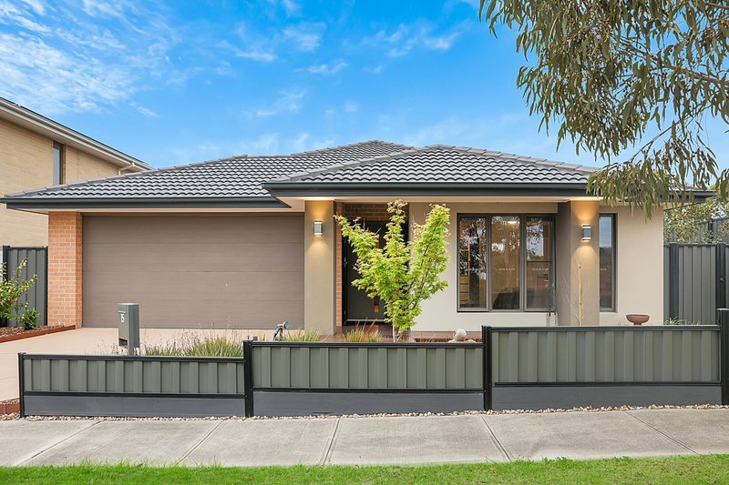 15 Saphire Way, Mernda VIC 3754